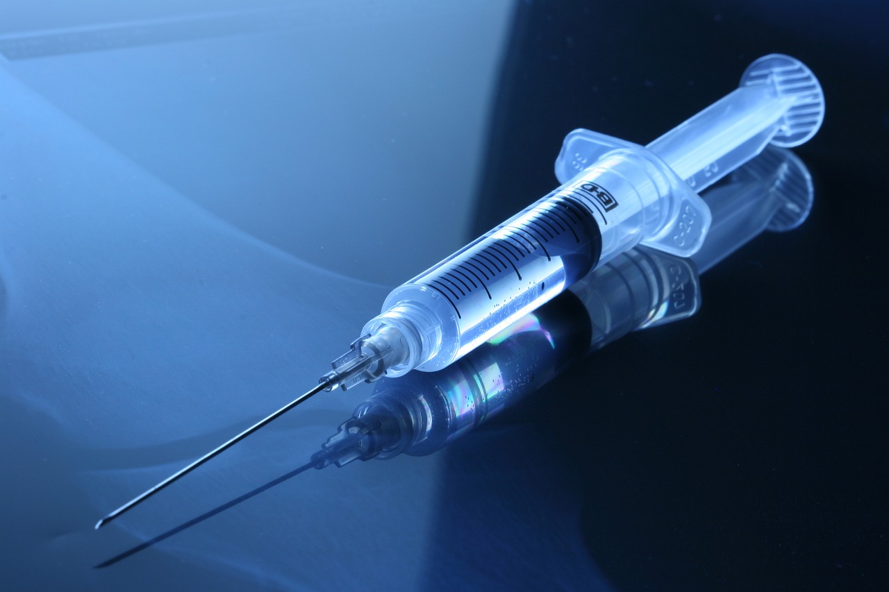 medical, syringe, vaccination-5835701.jpg